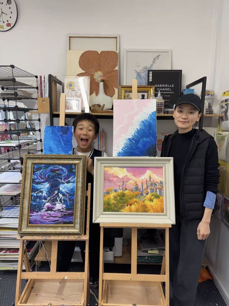 Family Painting Workshop at an Adults and Family art class at Art Space Studio Auckland