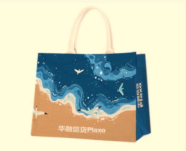 Plaxo ocean-design tote bag